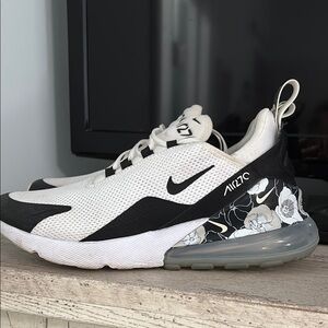 Nike Air Max 270 White and Black Floral Sneakers 9.5